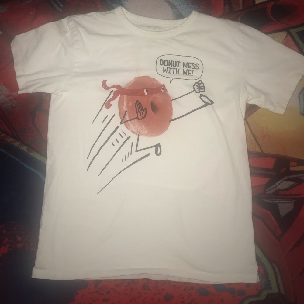 Boys xxl chirldrens place  graphic tees lot